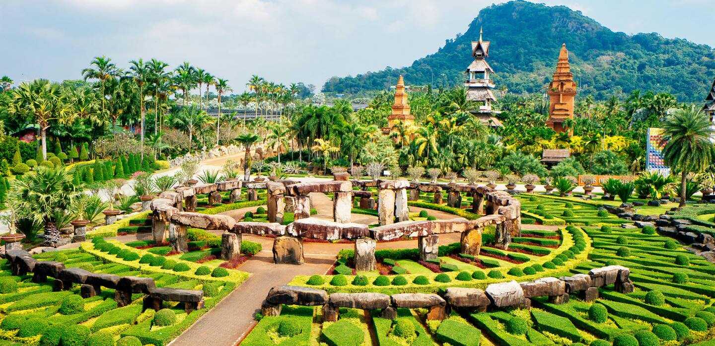vườn thực vật Nong Nooch ở Thái Lan